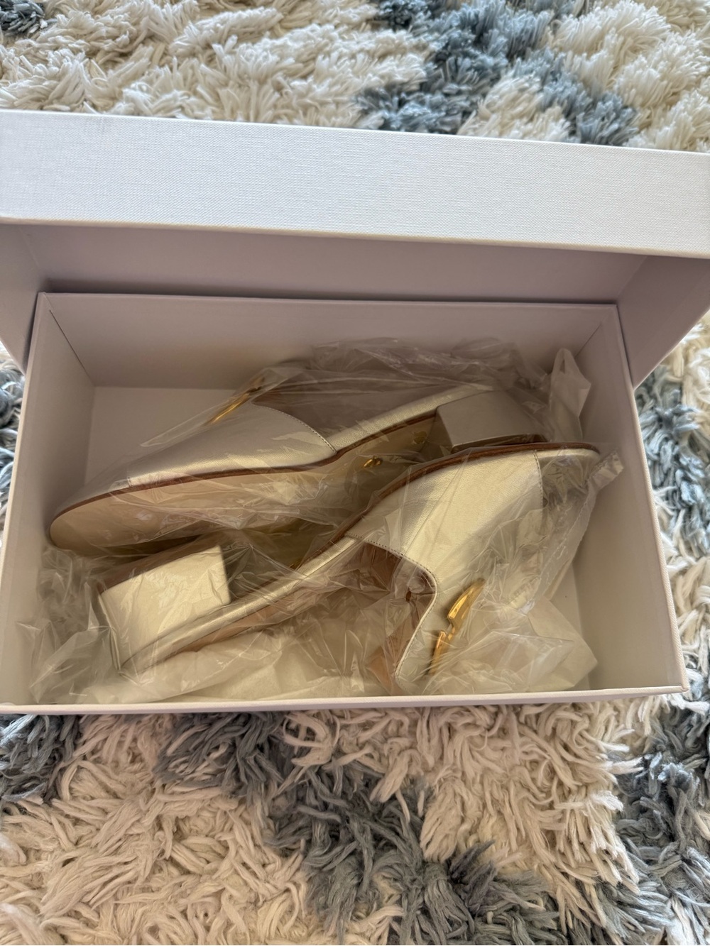 Tara Grinna size 39 1/2 NIB